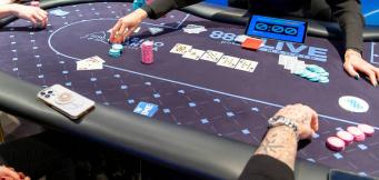 Board poker