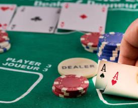 Poker de ases
