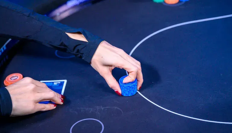 Blocker poker